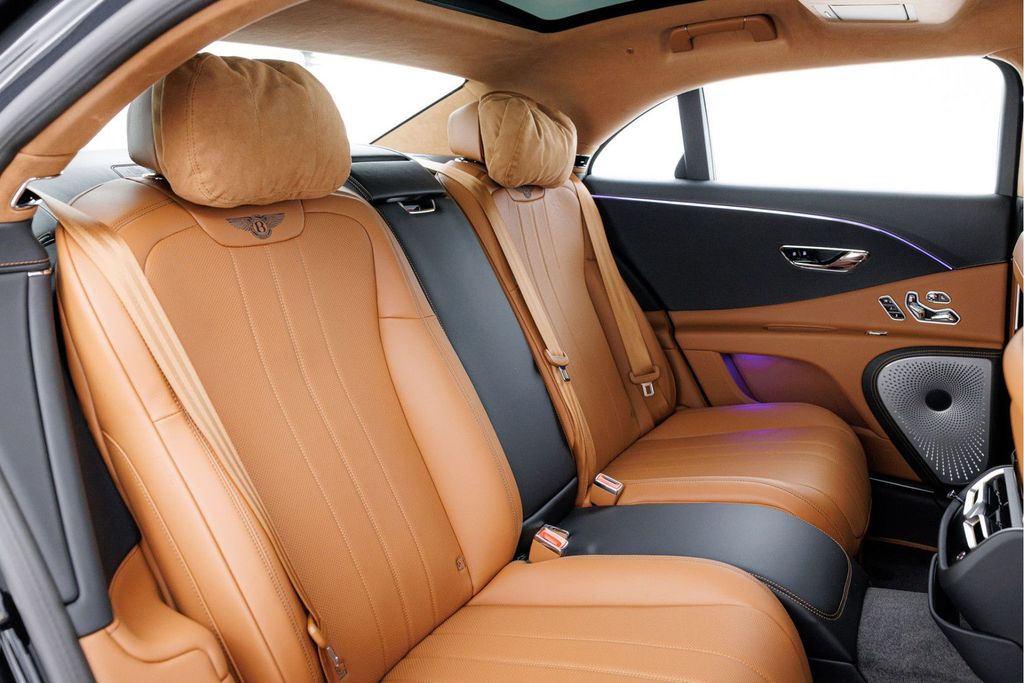 Bentley Flying Spur 2025