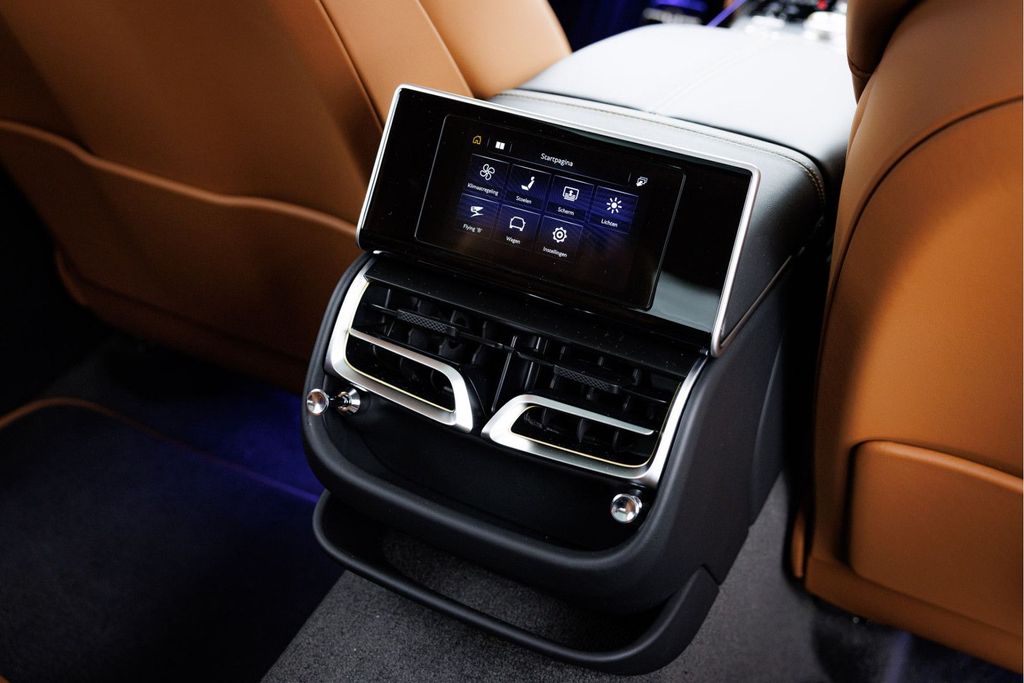 Bentley Flying Spur 2025