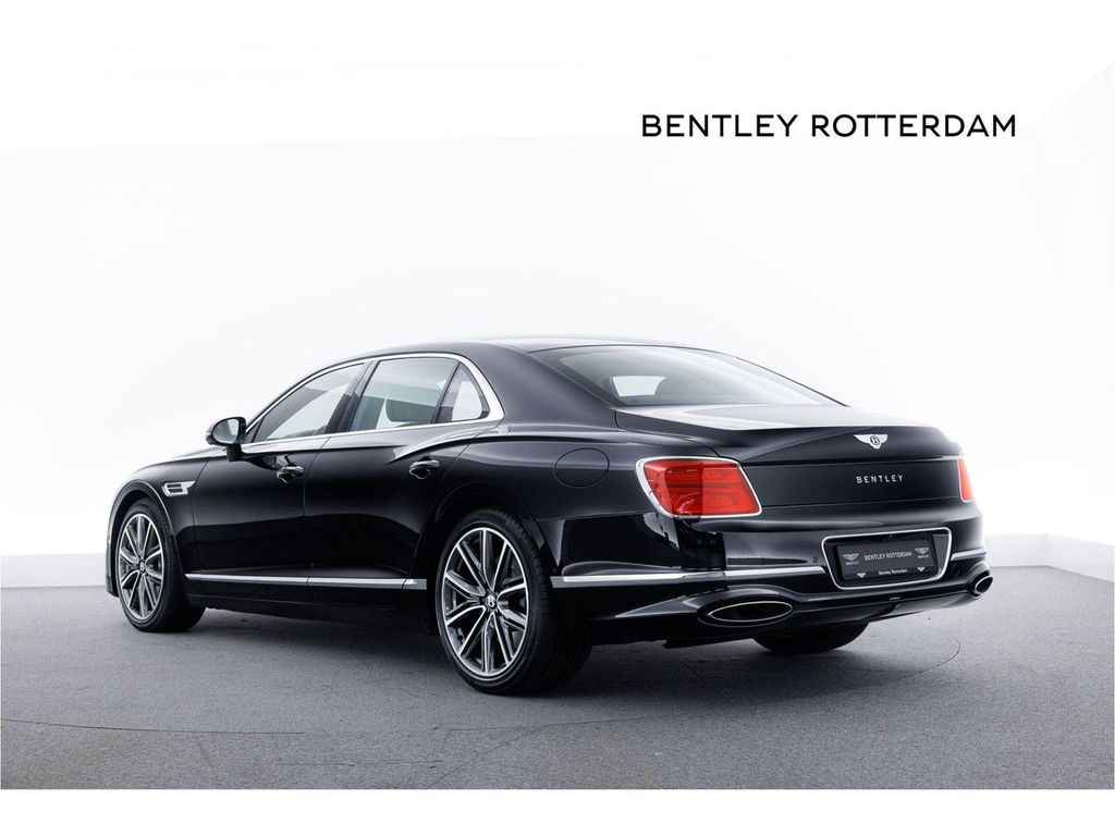 Bentley Flying Spur 2025