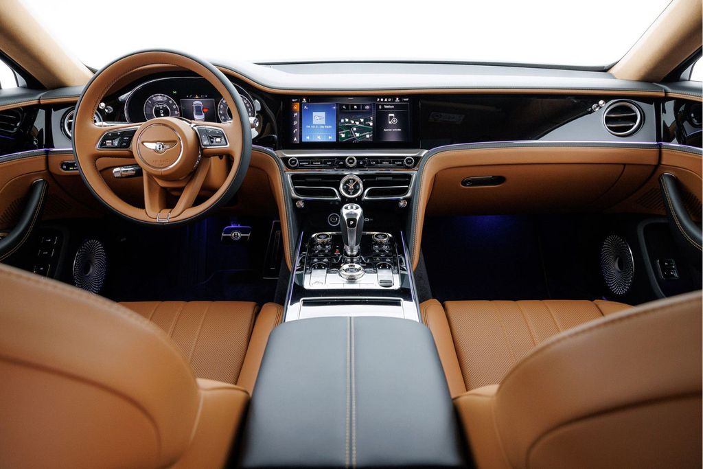 Bentley Flying Spur 2025
