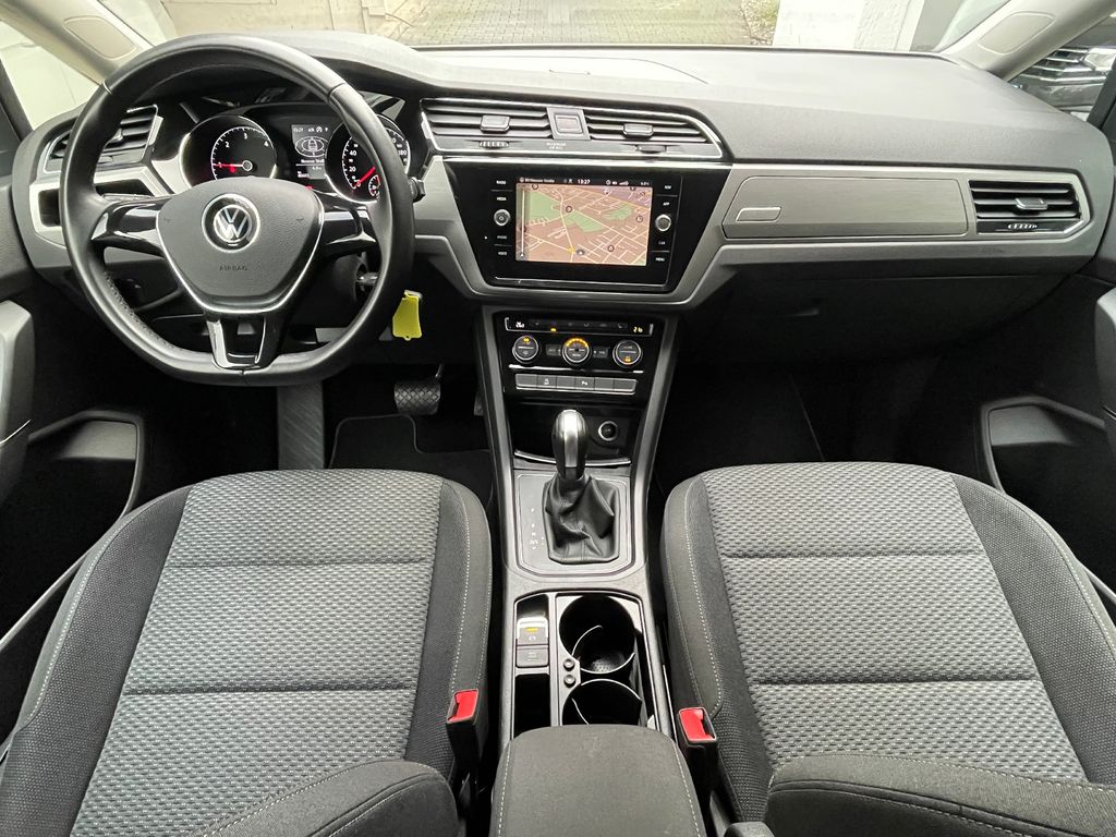 Volkswagen Touran 2021