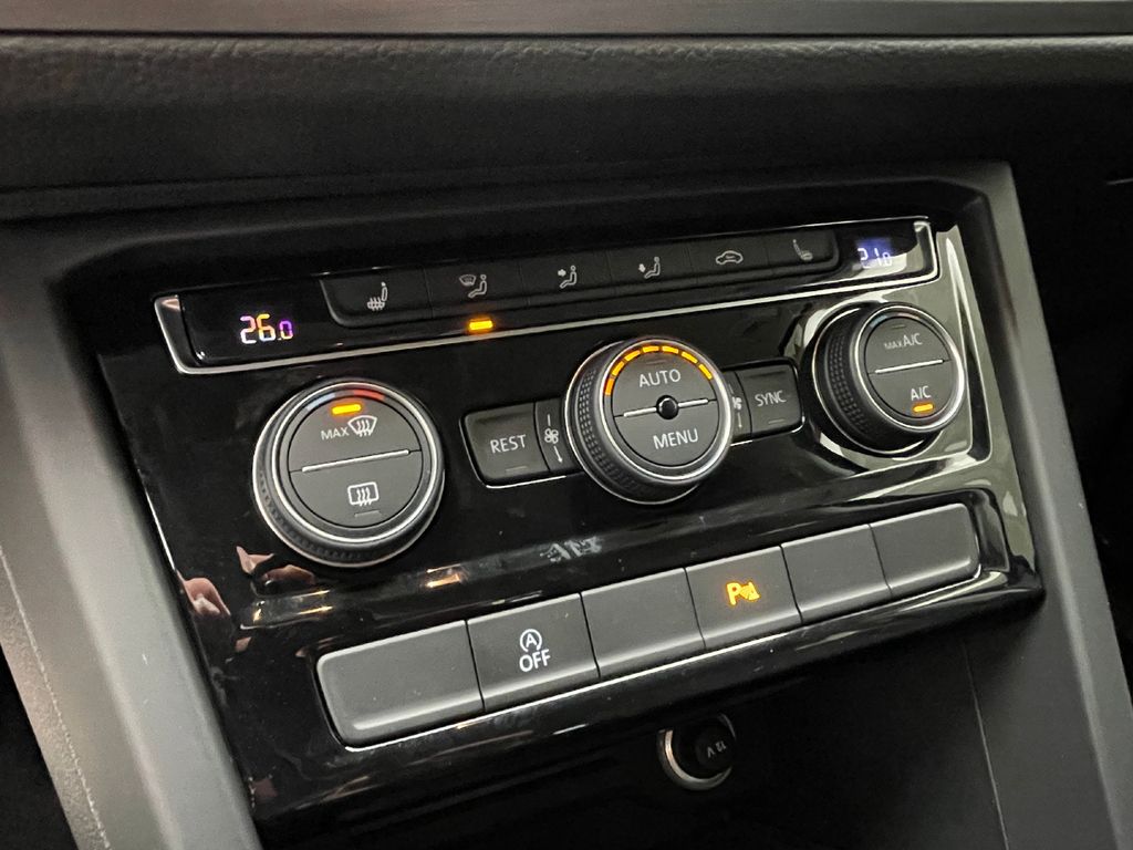 Volkswagen Touran 2021