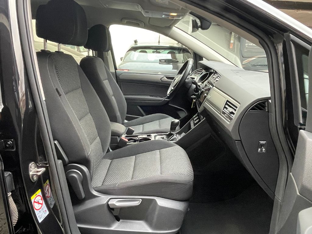 Volkswagen Touran 2021