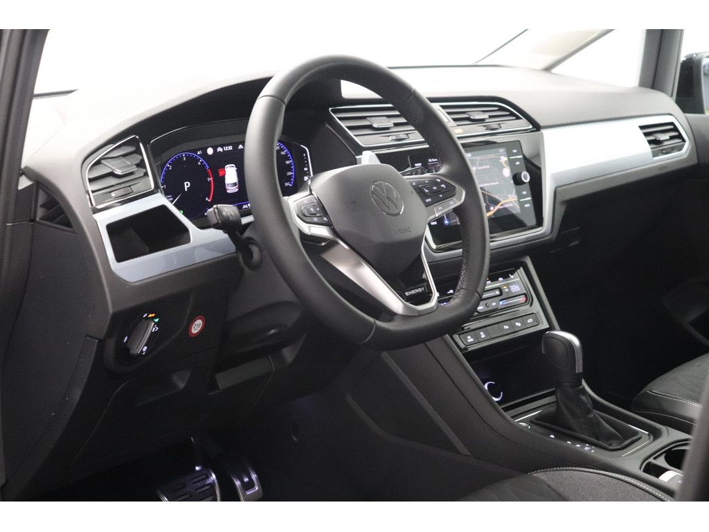 Volkswagen Touran 2025