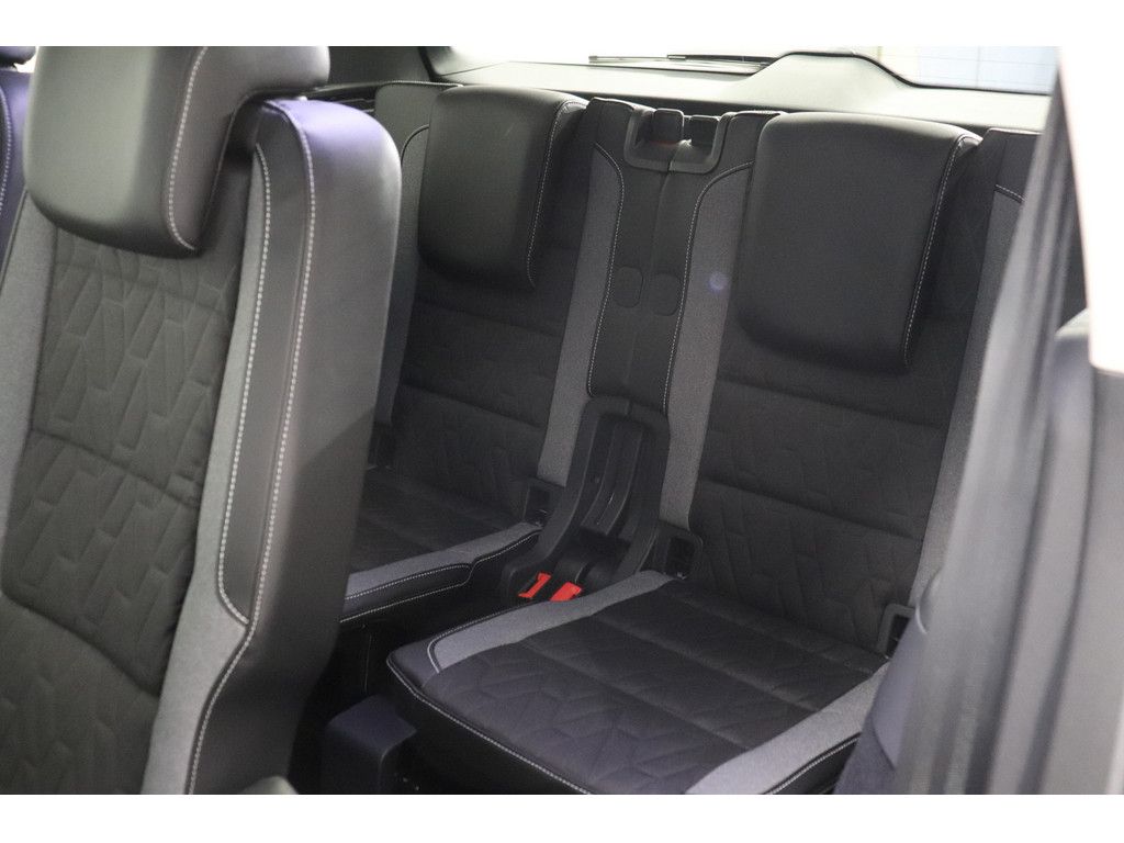 Volkswagen Touran 2025