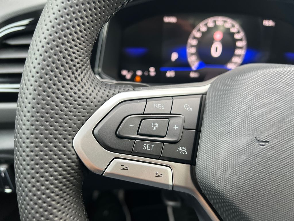 Volkswagen T-Roc 2025