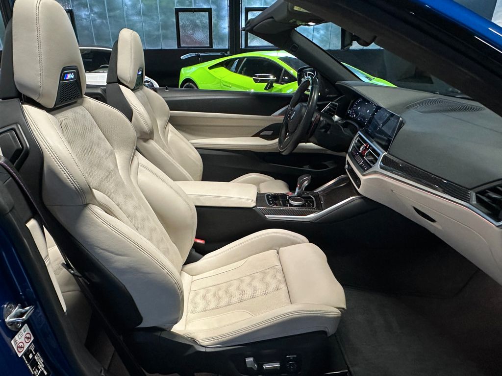 BMW M4 2023