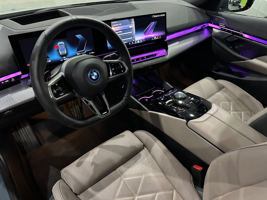 BMW i5 2024