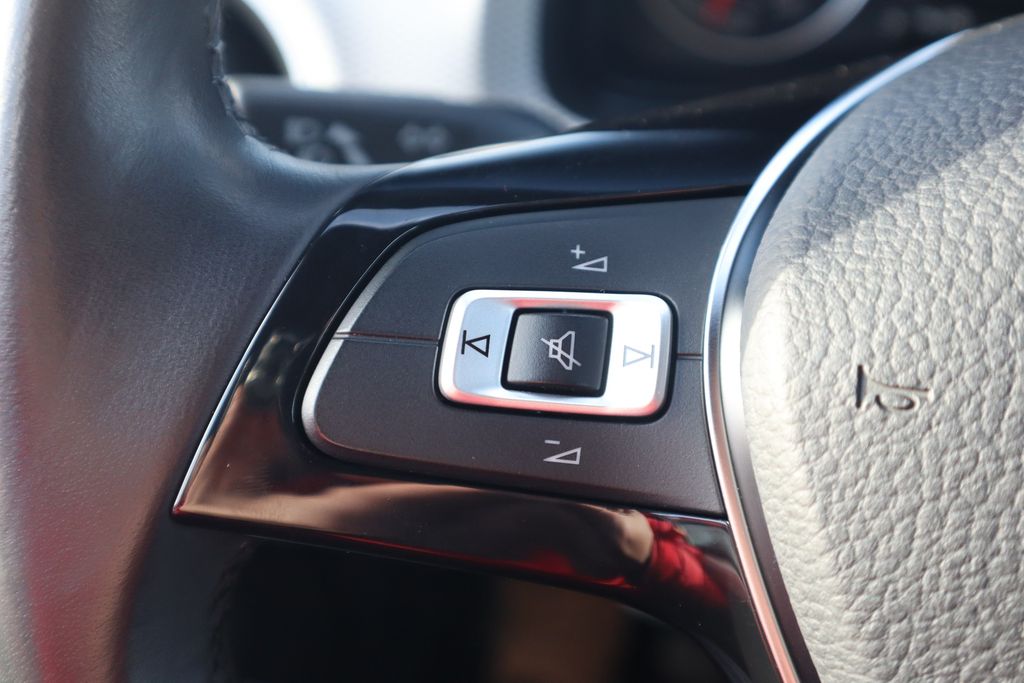 Volkswagen up! 2021