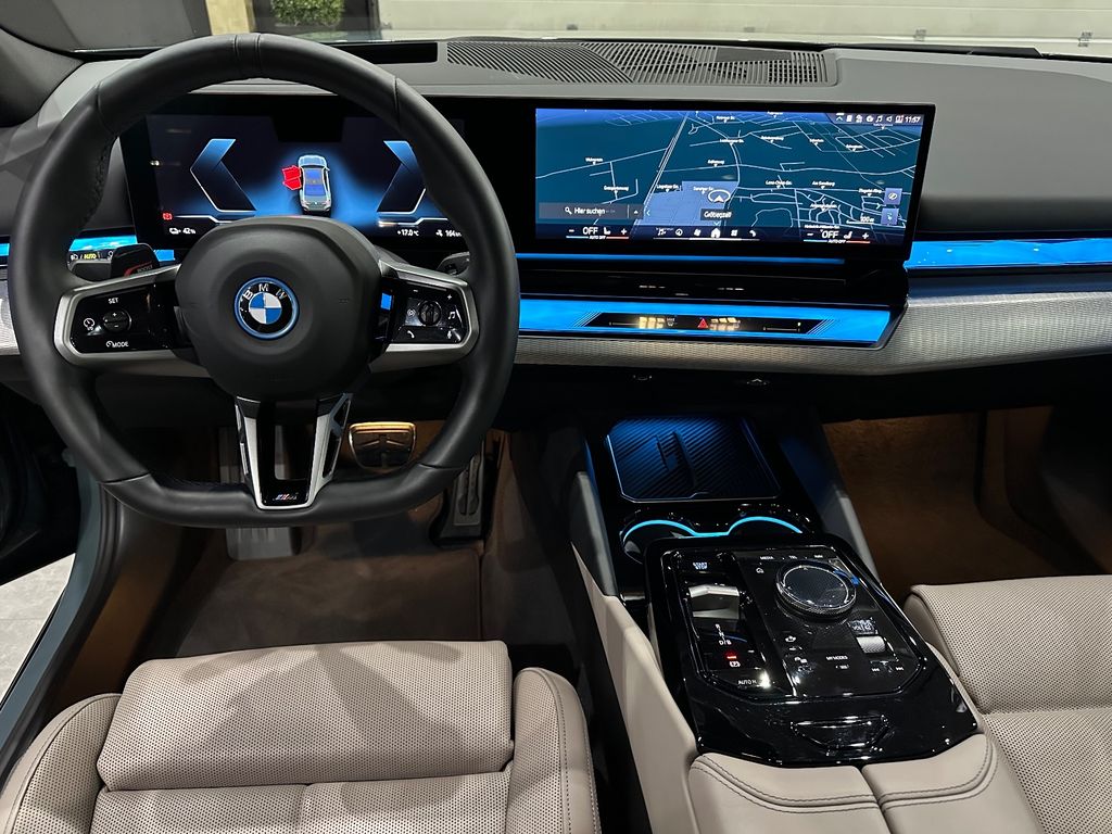 BMW i5 2024
