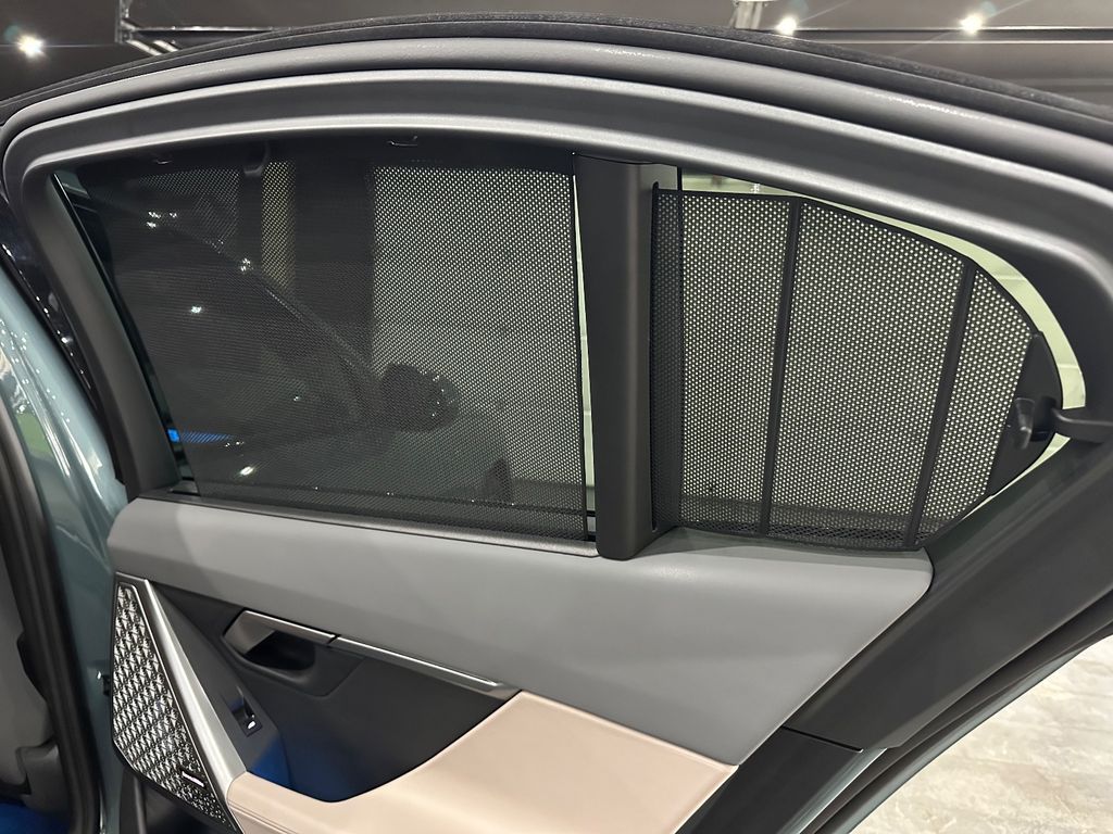 BMW i5 2024