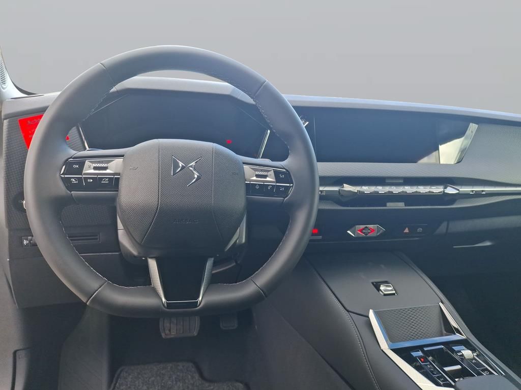 DS Automobiles DS4 2025