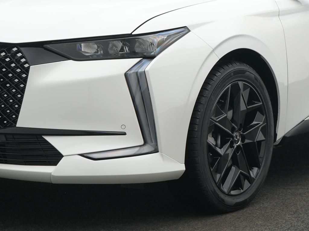 DS Automobiles DS4 2025