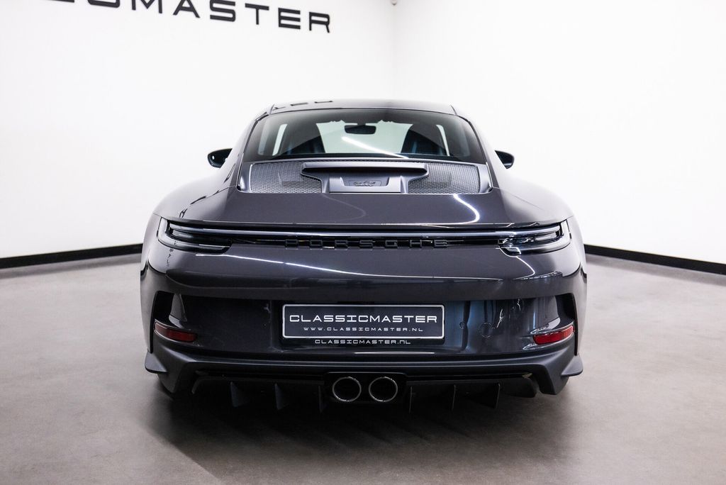 Porsche 992 2022