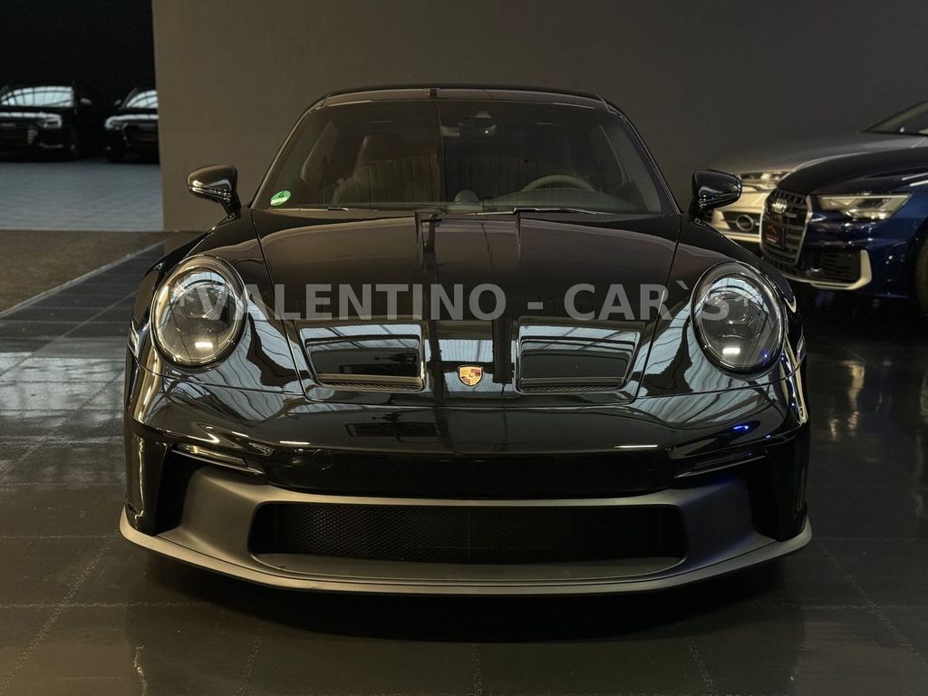 Porsche 992 2022