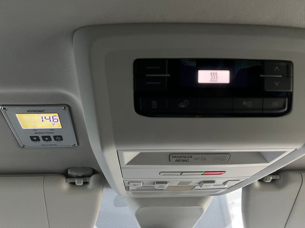 Volkswagen T6 Caravelle 2025