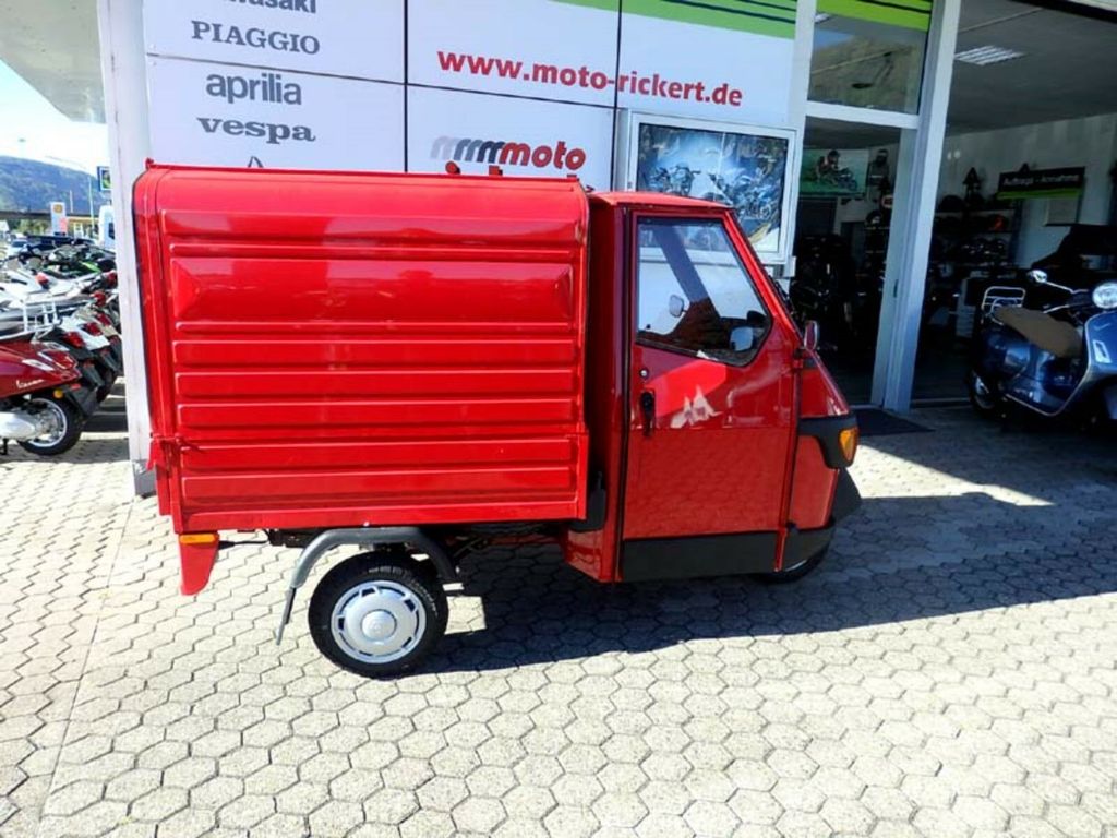 Piaggio APE