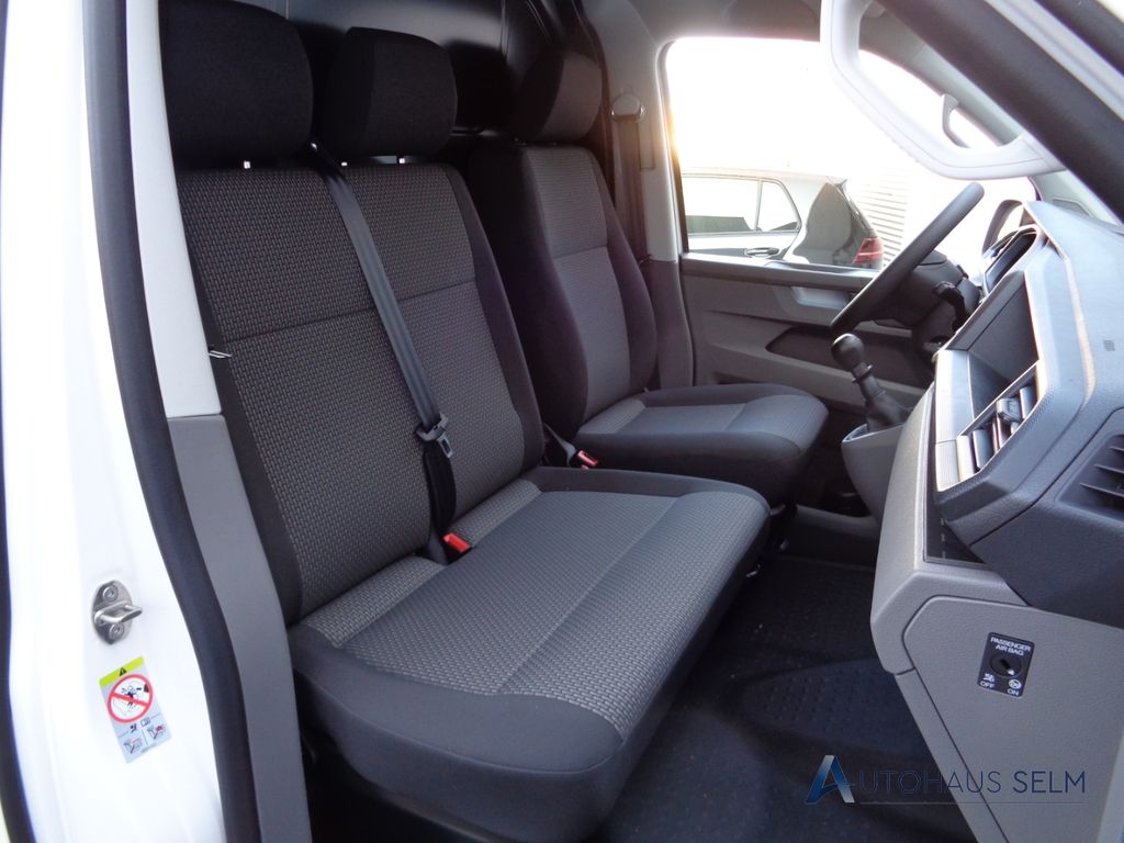 Volkswagen T6 Transporter 2024