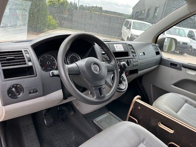 Volkswagen T5 Transporter 2013