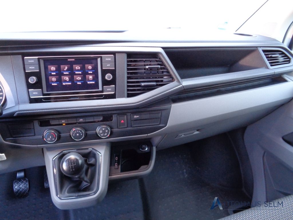 Volkswagen T6 Transporter 2024