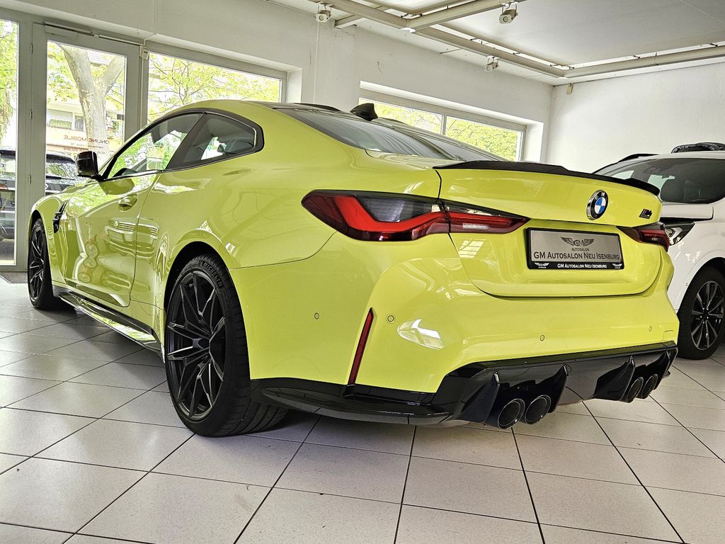 BMW M4 2022