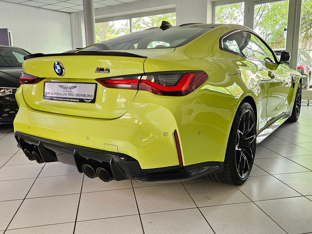 BMW M4 2022