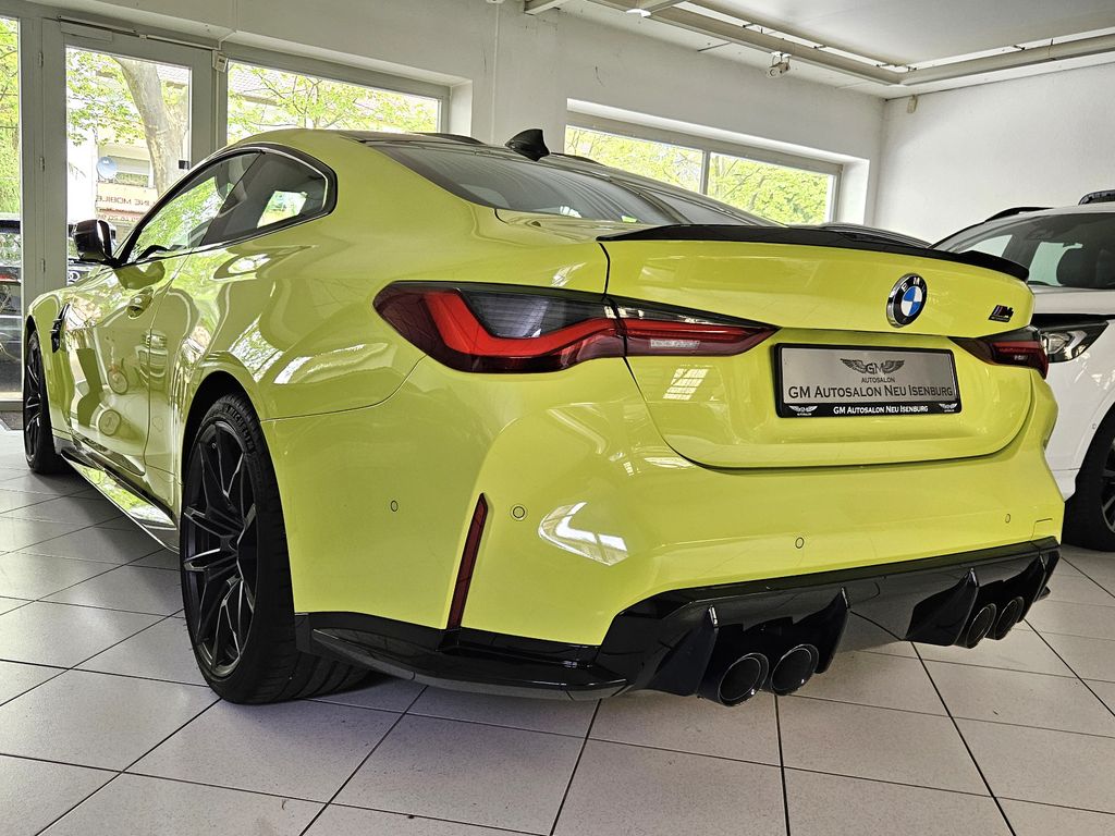 BMW M4 2022