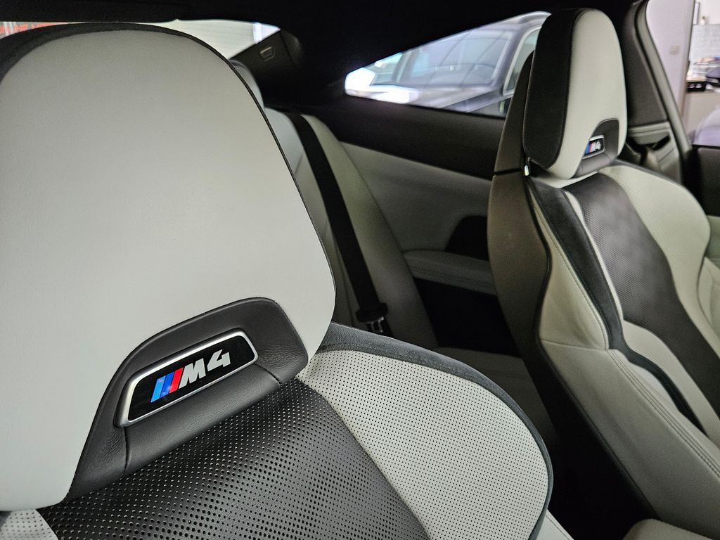 BMW M4 2022
