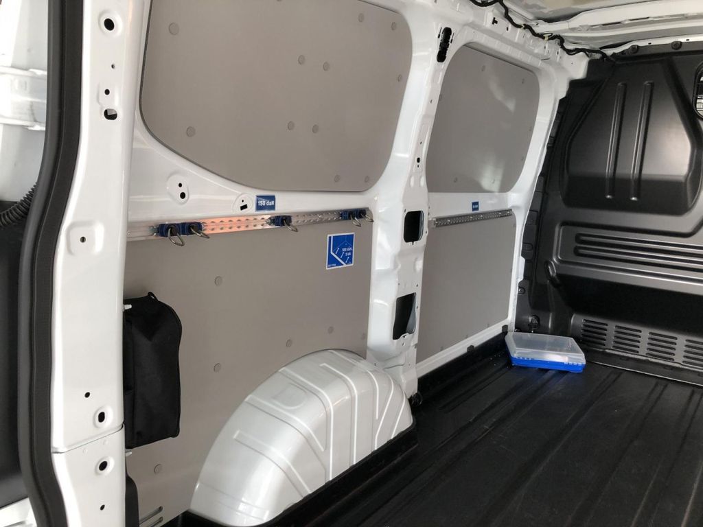 Ford Transit Custom 2025