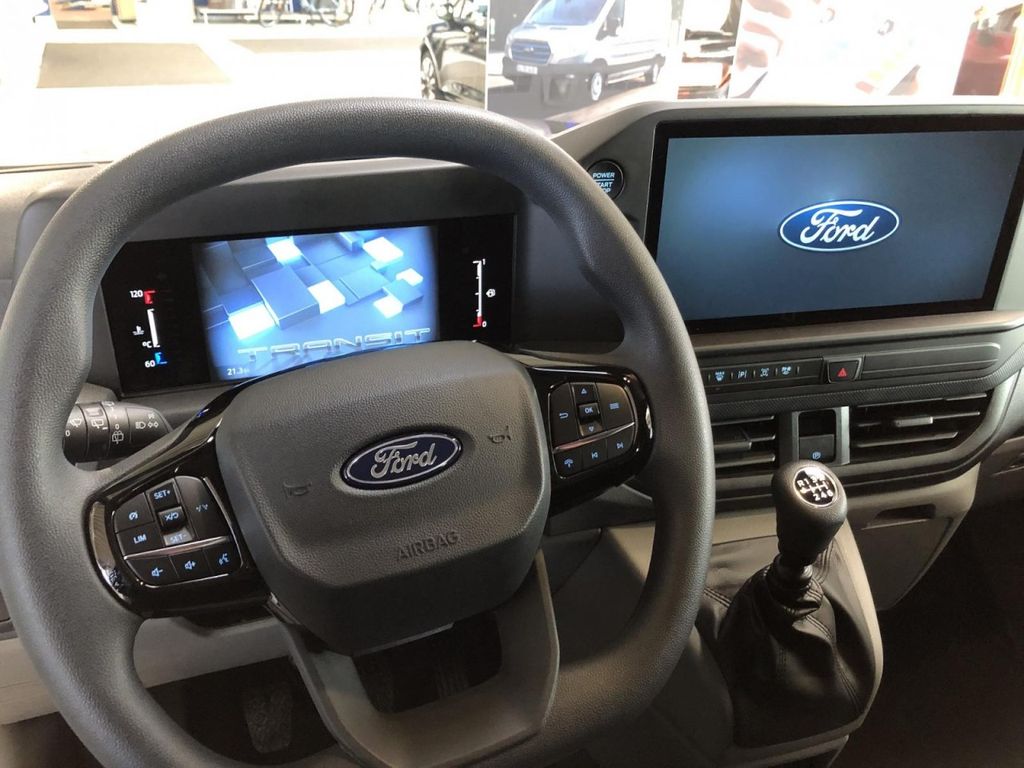 Ford Transit Custom 2025