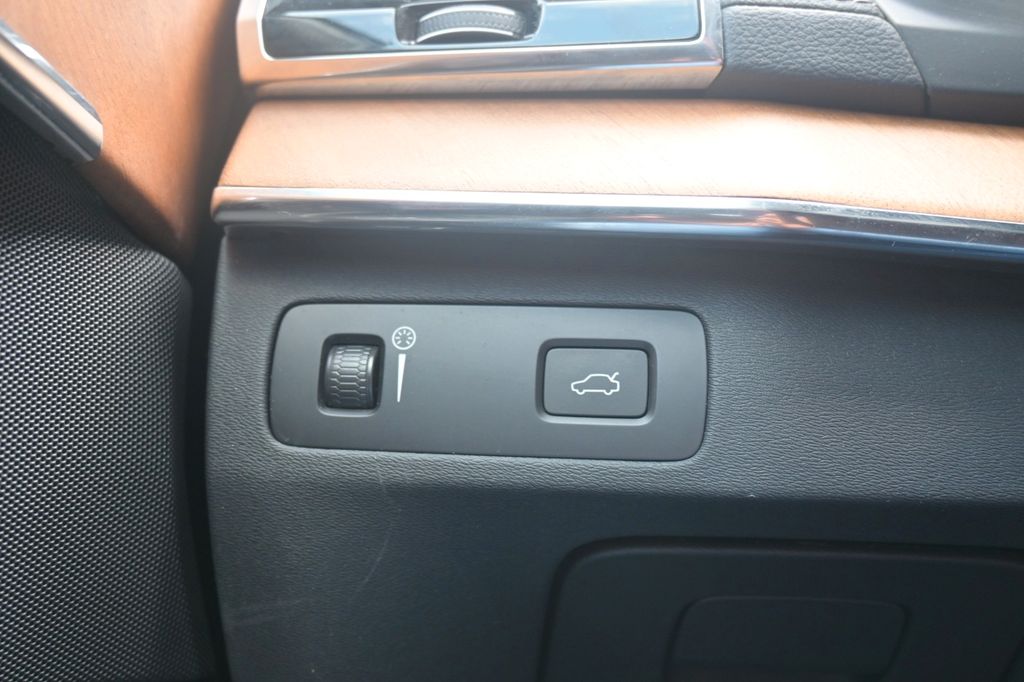 Volvo XC90 2021