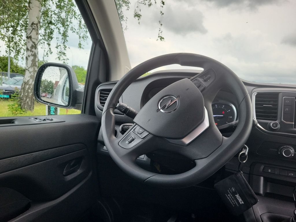 Opel Vivaro 2024