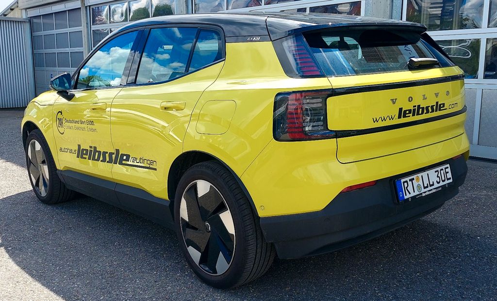 Volvo EX30 2024