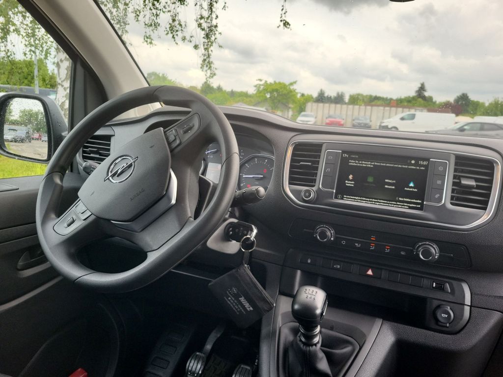 Opel Vivaro 2024