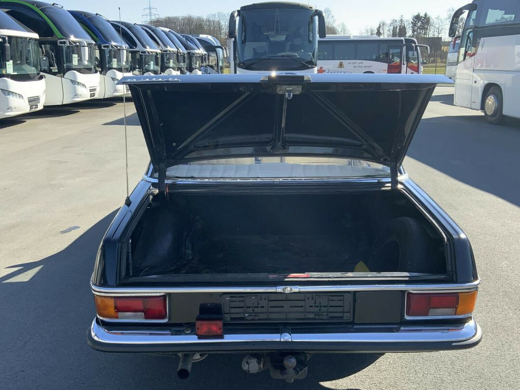 Mercedes-Benz 200 1973