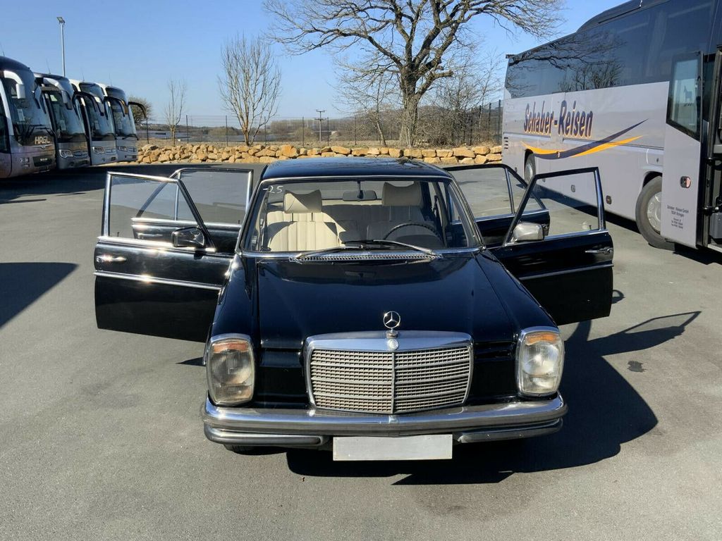 Mercedes-Benz 200 1973