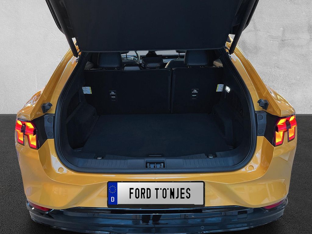 Ford Mustang Mach-E 2022