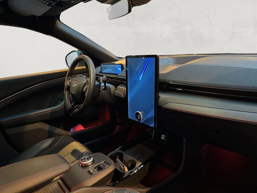 Ford Mustang Mach-E 2022