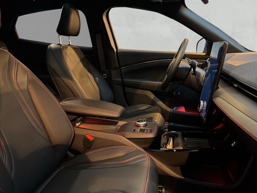 Ford Mustang Mach-E 2022