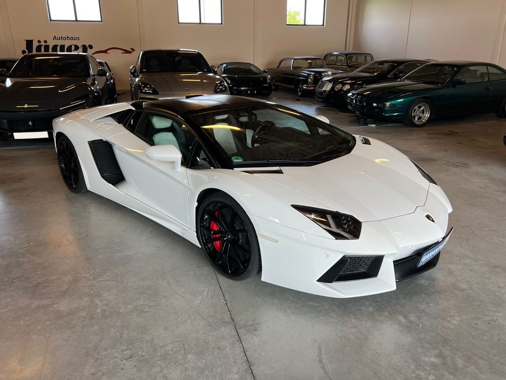 Lamborghini Aventador 2014