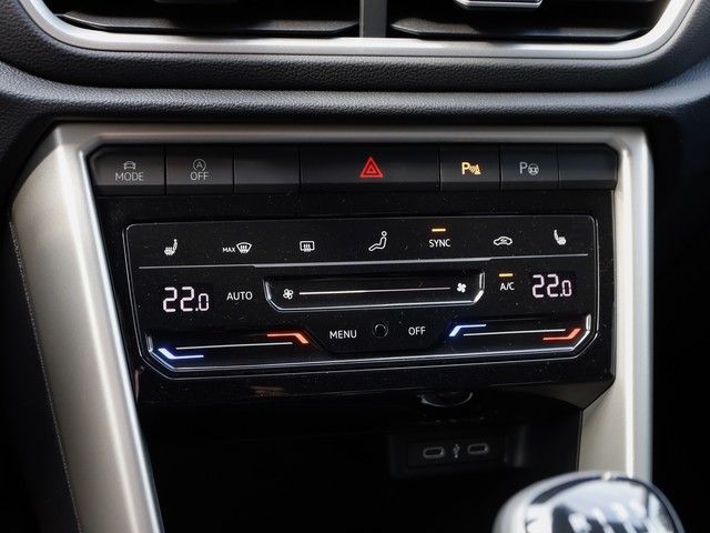 Volkswagen T-Roc 2024