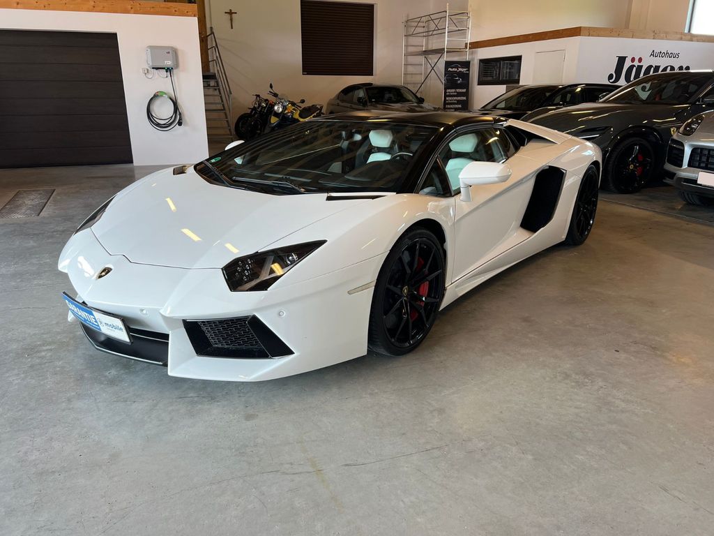 Lamborghini Aventador 2014