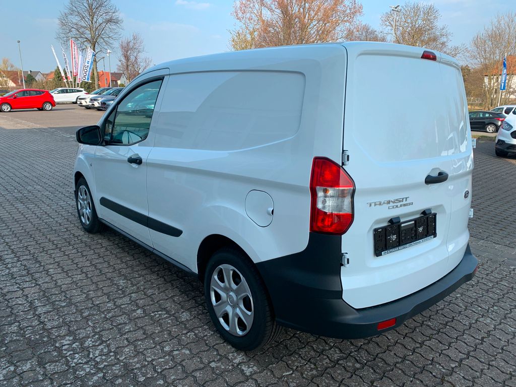 Ford Transit Courier 2023