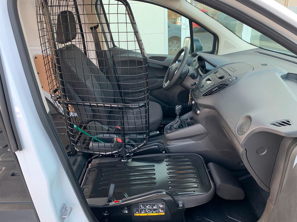 Ford Transit Courier 2023