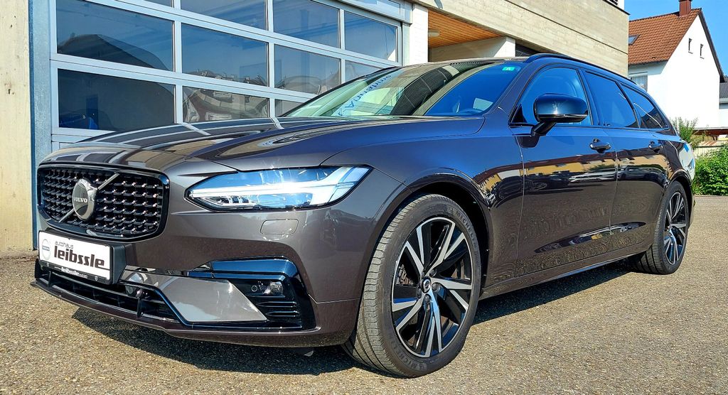 Volvo V90 2022