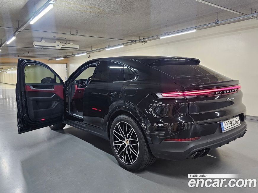 Porsche Cayenne 2024