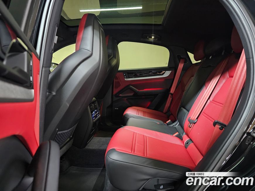 Porsche Cayenne 2024