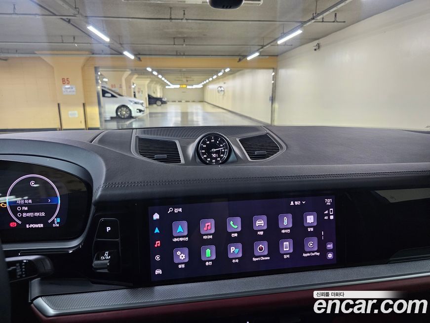 Porsche Cayenne 2024