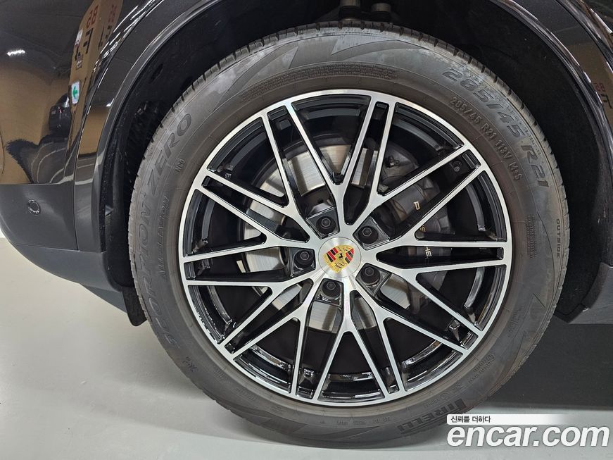 Porsche Cayenne 2024