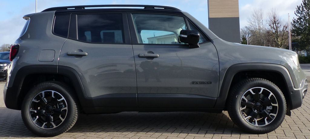 Jeep Renegade 2023